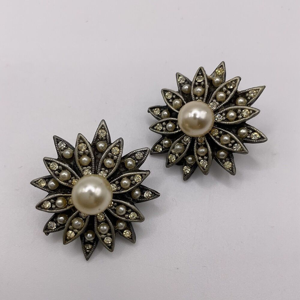 HAR Earrings Vintage Rhinestone and Faux Pearl Flower Starburst Clip Ons 1" Diam